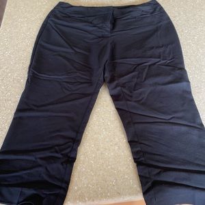 Black Capri dress pant